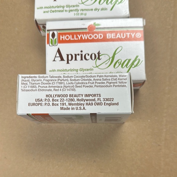 4 bundle of Apricot Soap - Green and Orange - Picture 3 of 4